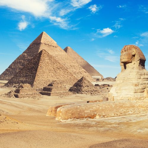 egypt-cairo-giza-general-view-of-pyramids-with-sphinx